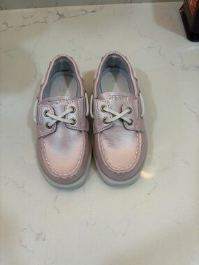 Sperry Toddler Pink Pearlized boat shoe